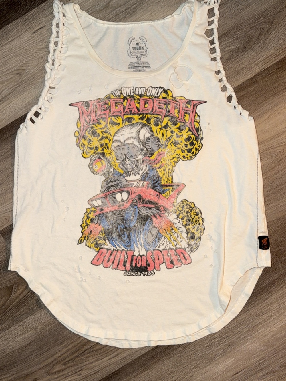 Trunk Ltd White Graphic Tank with Red and Yellow Rock Print